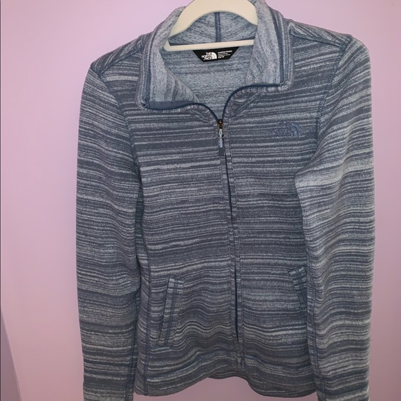 North Face Women’s Full Zip Fleece - Picture 2 of 5